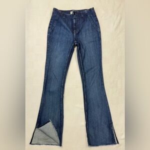 FREE PEOPLE We The Free Dark Blue Denim Flared Size 27 w/ Slit Lower Leg